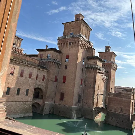 Largo Castello * 페라라