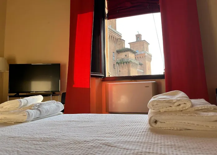 Largo Castello Apartamento Ferrara